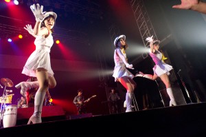 ライブ風景：ダンサー・ローザ